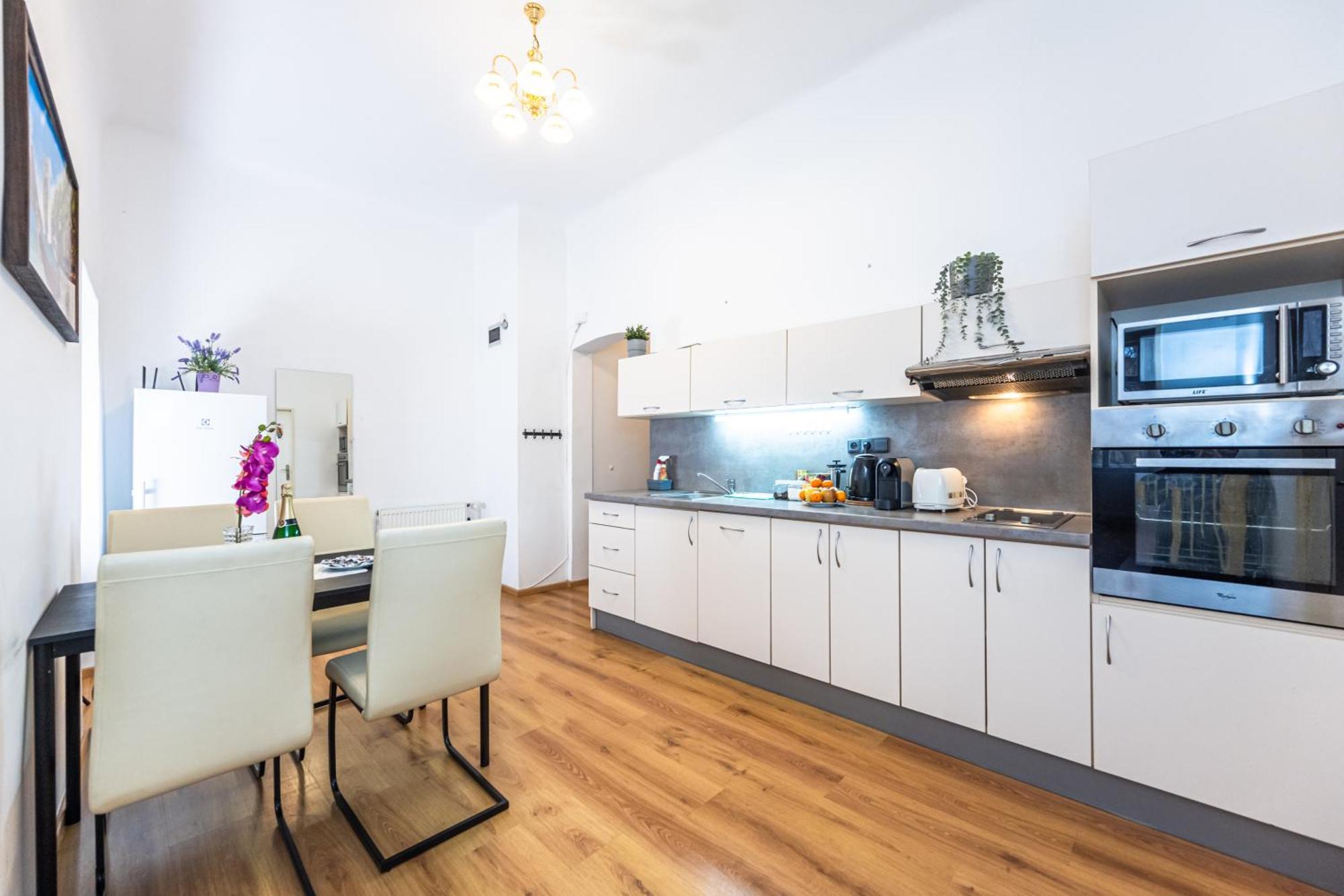 Wenceslas Square 2 Bedroom Apartment براغ المظهر الخارجي الصورة